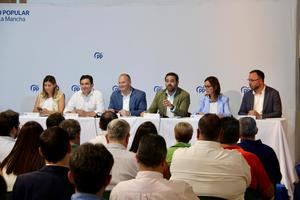 Núñez advierte que el mando a distancia de la legislatura está en manos de Page