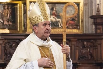 El obispo emérito de Ciudad Real, hospitalizado tras sufrir un episodio de desorientación