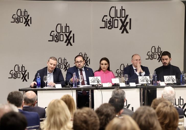 Agudo destaca el éxito de Núñez en el Club Siglo XXI con un proyecto real y potente para la región frente a un Page plegado a Sánchez