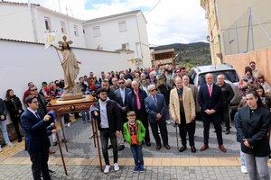 Pareja celebra una Semana Santa participativa, con tradición, cultura y deporte como protagonistas