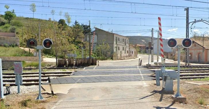 Adif adjudica por 6,5 M la renovación y mejora de 13 pasos a nivel en la provincia de Guadalajara