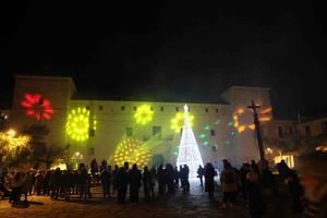 Pastrana enciende la Navidad con música, luces y la ilusión de los más pequeños