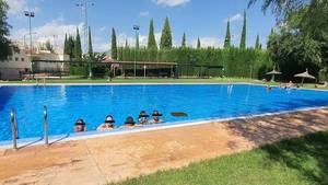 Almoguera cierra su piscina municipal tras hallar heces en el agua