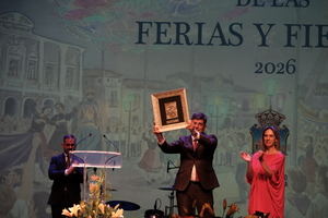 Con un pregón lleno de memoria, afecto y sentimiento de pertenencia Carmelo García abre la puerta a la Semana Grande de Guadalajara
