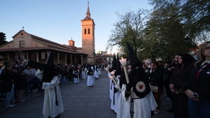 Miles de fieles arropan la Procesión del Silencio en una noche de solemnidad y tradición en Guadalajara