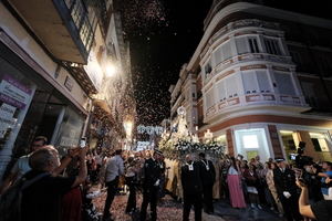 Toda una ciudad a los pies de su patrona en la procesión de la Virgen de la Antigua de Guadalajara