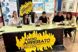 RADIO ARREBATO roza los cien mil oyentes sólo en sus canales digitales en su 38ª temporada