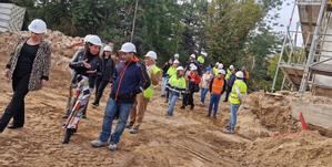 Aparecen restos de un cementerio en las obras de la nueva residencia 'Los Olmos' de Guadalajara