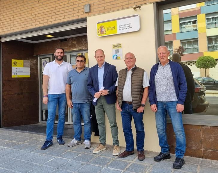 Los alcaldes del entorno de C.N. Trillo piden a la subdelegada del Gobierno mejoras en el PENGUA