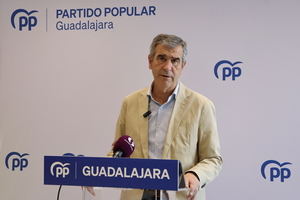 Román exige al Gobierno rebajar la presión fiscal de los autónomos y reclama agilidad y transparencia en la tramitación del proyecto de la N-320