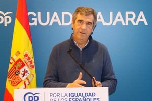 Román: El PP es claro y partidario de revalorizar de manera inmediata las pensiones, rechazamos que Sánchez tome a los pensionistas como rehenes