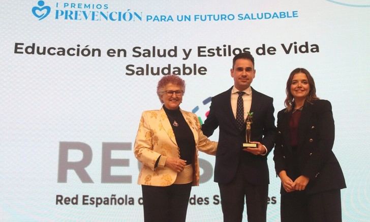 Cabanillas del Campo recibe premio por su labor en salud pública en Madrid