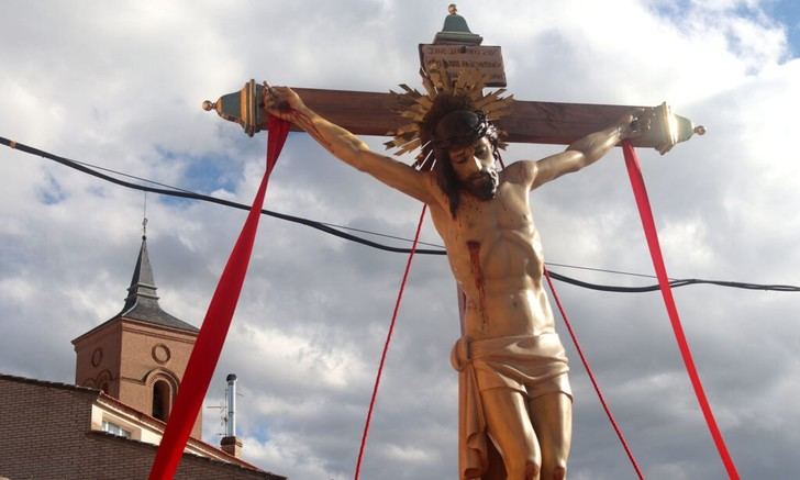Éxito de la procesión del Cristo de la Expiración en Cabanillas del Campo