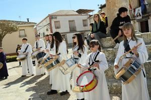 Tambores y emoción en Fuentenovilla en la IX edición de su Tamborrada