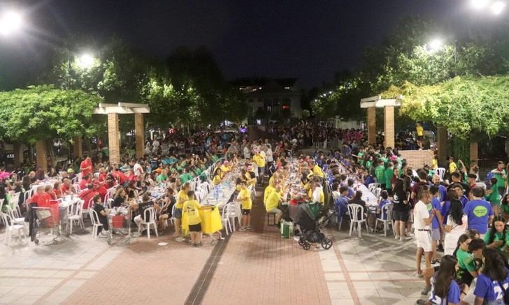 Éxito de participación en la Cena de Peñas durante las Fiestas de Cabanillas
