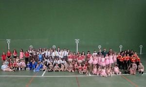 Exhibición de patinaje con temática cinematográfica cierra el curso en Cabanillas