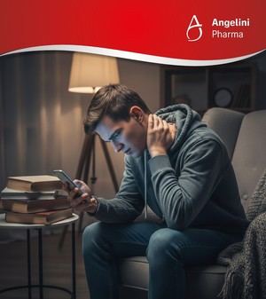 El síndrome de 'Tech Neck' afecta a casi el 90% de los jóvenes, advierte experto