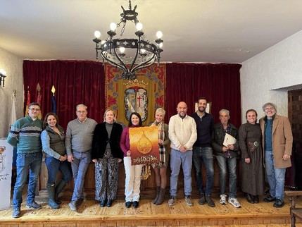 Ana Mayor Barriopedro diseña el cartel de la Feria Apícola de Pastrana 2026