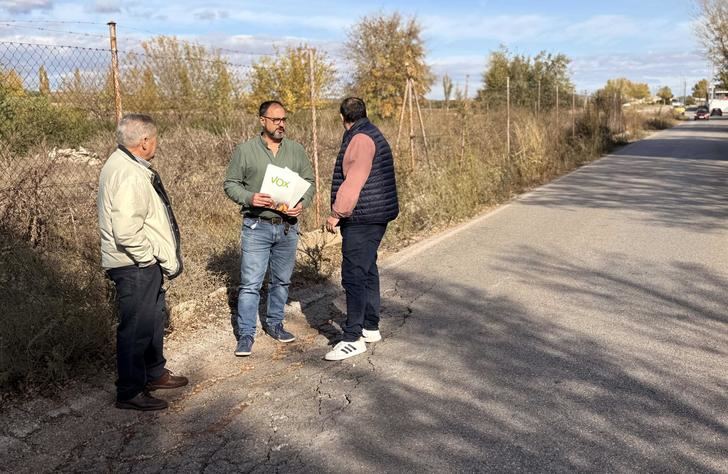 VOX reclama al Ayuntamiento de Azuqueca una intervención urgente en la calle Rafael Guijosa por su grave deterioro