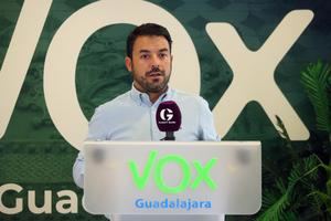 VOX denuncia el colapso sanitario en Castilla-La Mancha y exige soluciones urgentes para Guadalajara