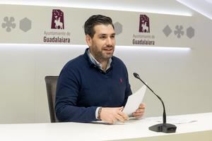 Guadalajara empezará a multar en la ZBE en abril de 2026 y flexibiliza el acceso