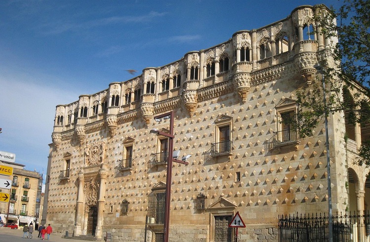 El Palacio del Infantado acoge el Museo Provincial