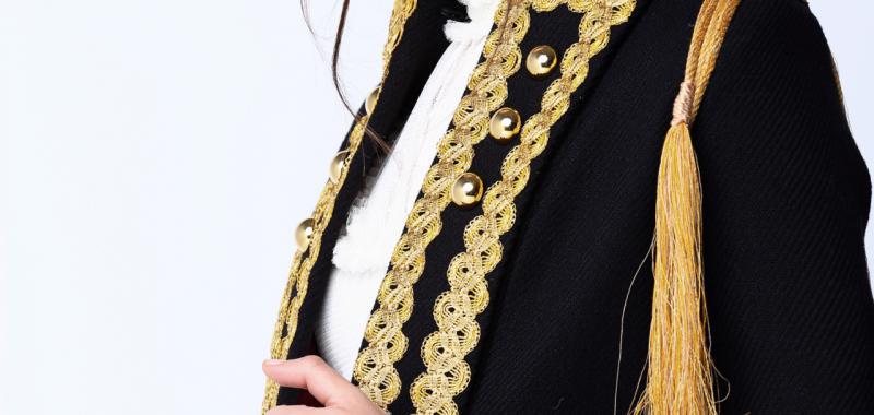 ABRIGO GUTS&LOVE 535€